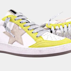 Paz Sneaker by Vintage Havana  Size  8